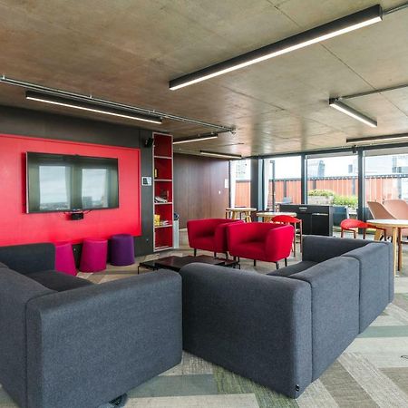 Hashtag Aldgate Campus Accommodation Londen Buitenkant foto