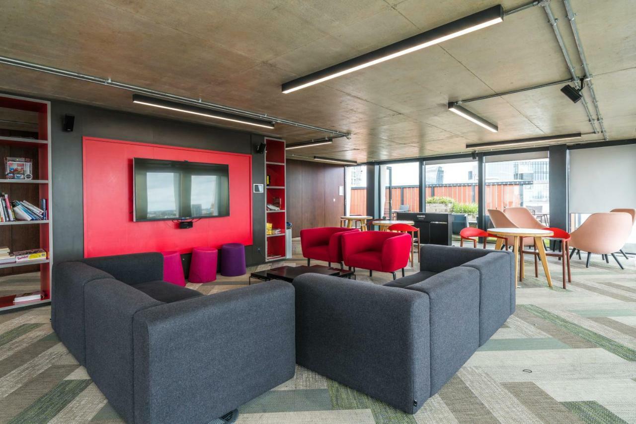 Hashtag Aldgate Campus Accommodation Londen Buitenkant foto