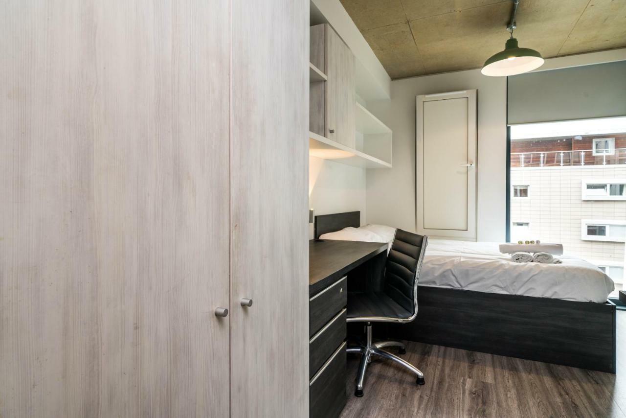 Hashtag Aldgate Campus Accommodation Londen Kamer foto